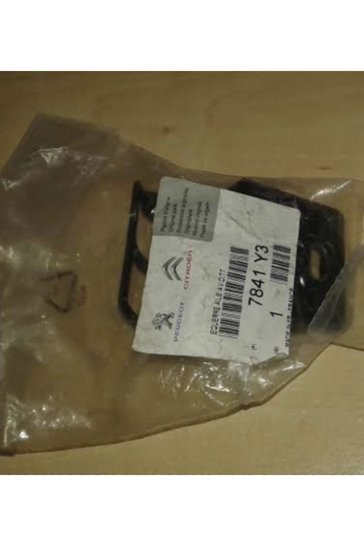 Peugeot 308 – T7 Ön Çamurluk Üst Ayak 7841.Y3