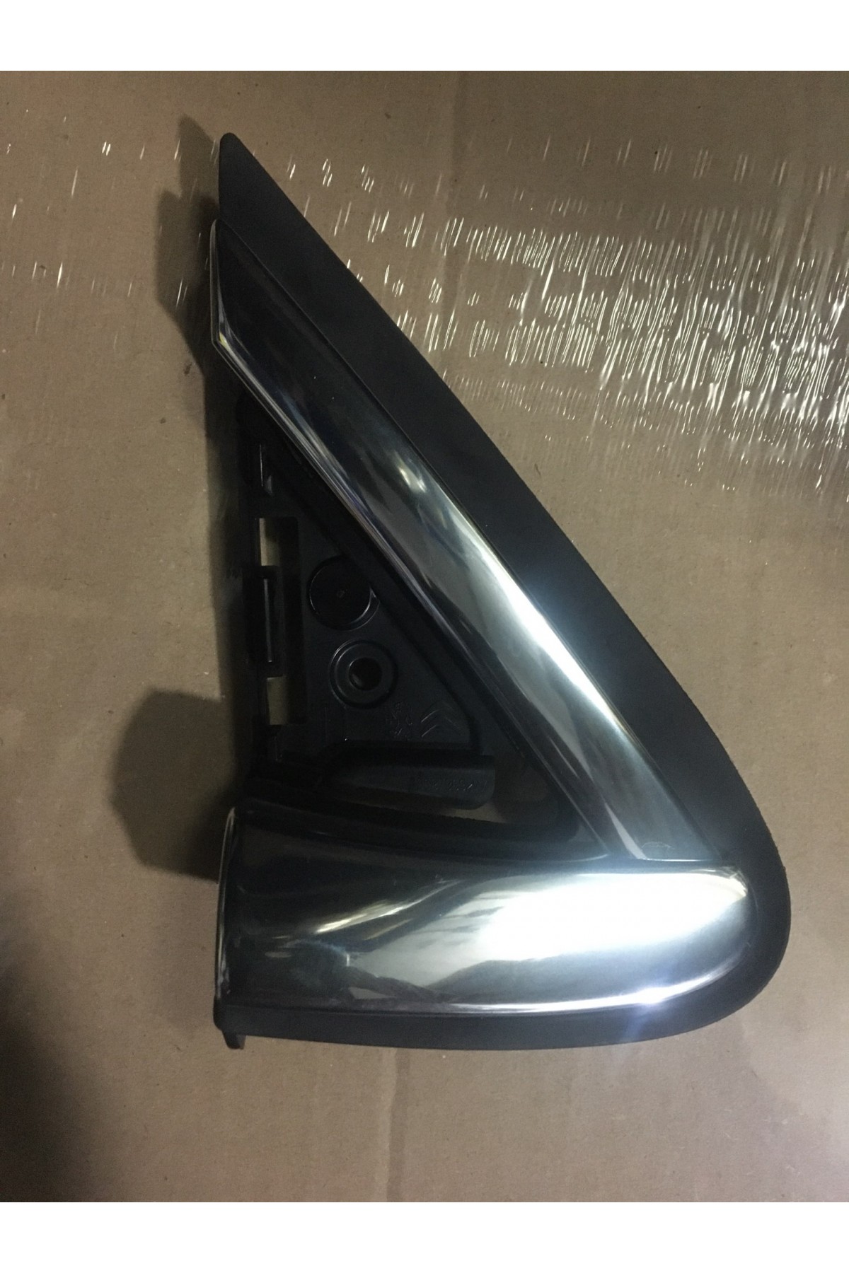 Cam Kenar Üçgen Bakaliti Sağ Dış C4 DS4 9025.JQ