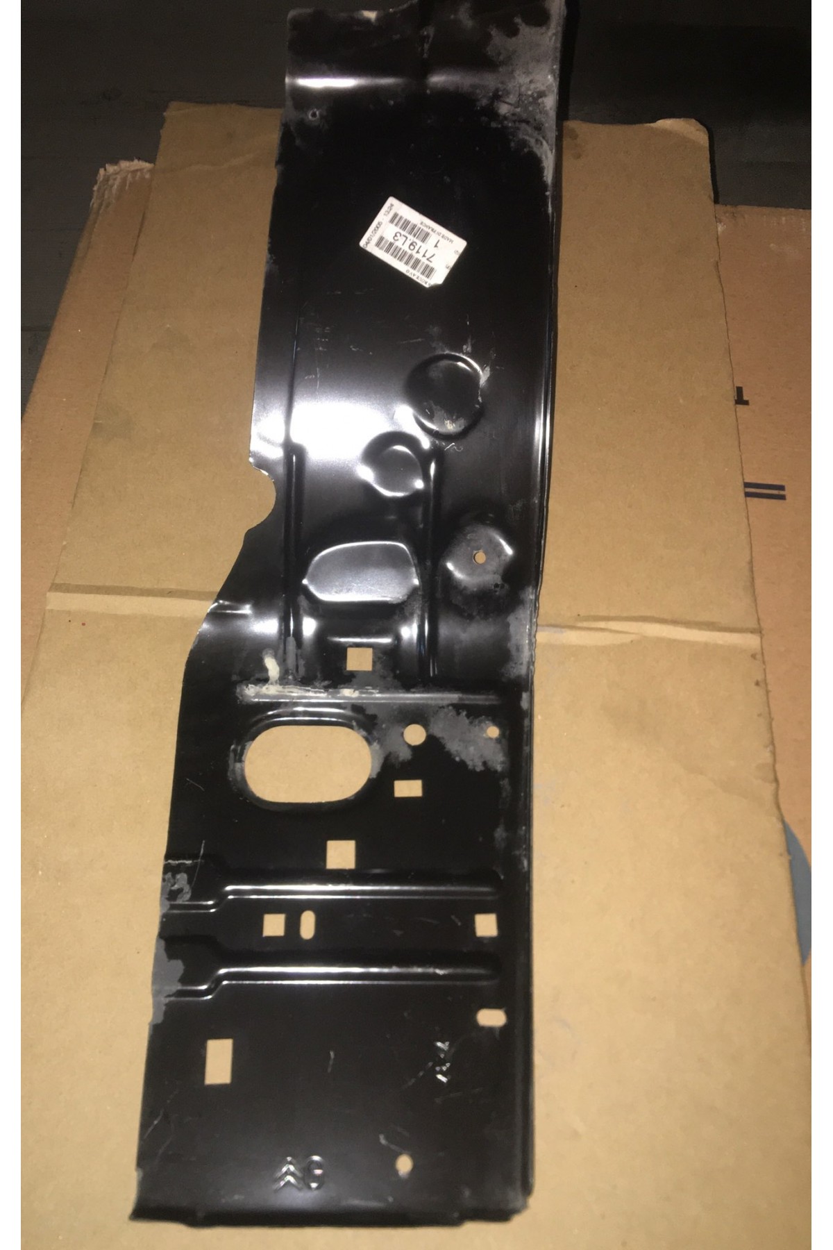 Sol Podye UÇ Sacı Partner -Berlingo  7119.L3