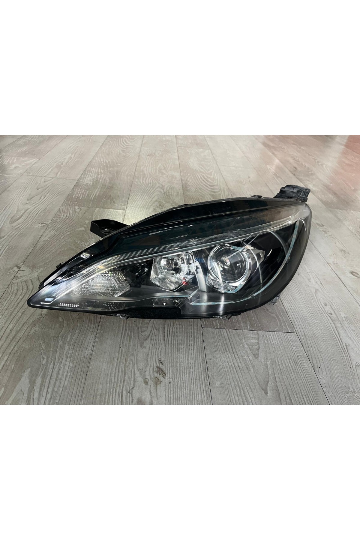 Peugeot 308 Sol Ön Far 2014 > 1628555480