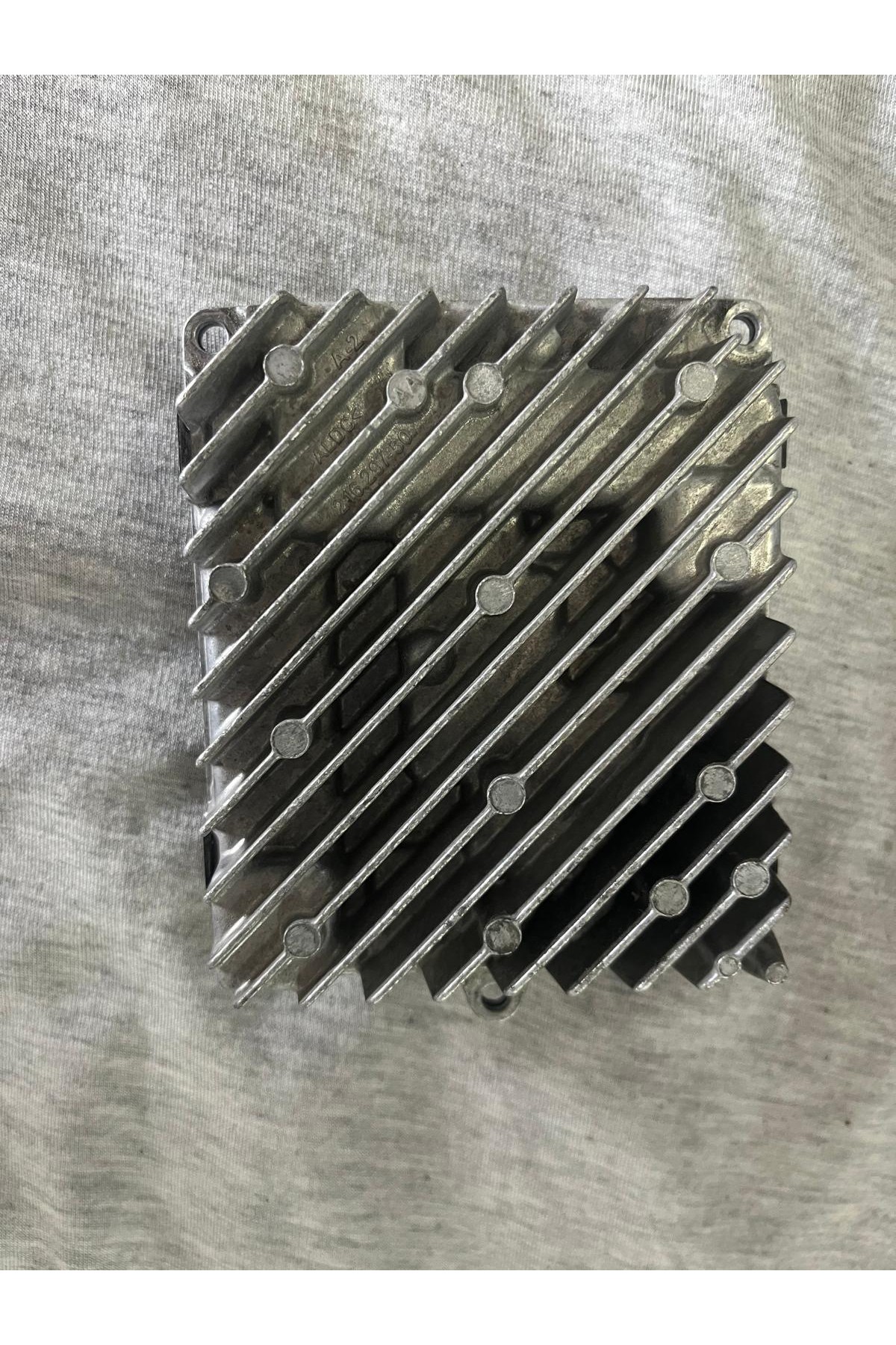 Zenon Far Beyni Audi A4 - 4K0941572DD