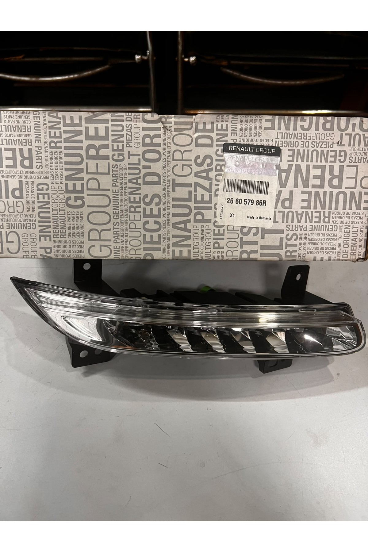 Renault Fluance Sol Ön Gündüz Ledi 266057986R Renault Fluance Sol Ön Gündüz Ledi 266057986R